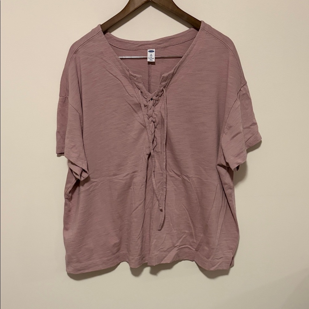 Old Navy Mauve Lace-Up V-Neck Short Sleeve Tee